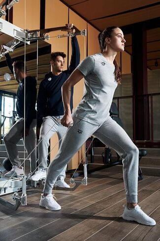 ARENA Team Unisex Solid T-Shirt Short Sleeve Crew Neck Regular Fit Workout Top Men's and Women's Quick Dry Active Tee in Saudi Arabia