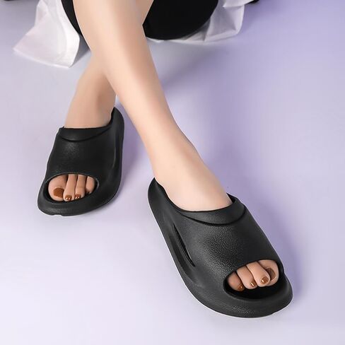 شبشب Cysincos الأصلي للرجال والنساء مضاد للانزلاق للاستخدام الداخلي والخارجي، أحذية سحابية سريعة الجفاف، صنادل الشاطئ للحمام، وسادة ناعمة، شباشب سحابة سميكة in Kuwait