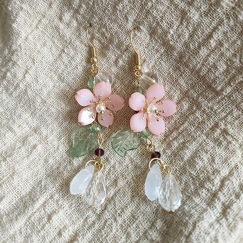 Aishgjia Pink Flower Tassel Petal Dangle Earrings for Women Girls Cute Pearl Leaf Sakura Leaf Earrings Fairy Statement Summer Refreshing Seaside Holiday Earrings in Saudi Arabia