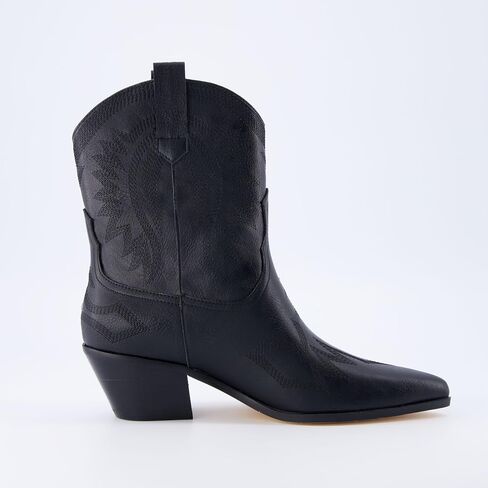 CUSHIONAIRE Women's Leon Western boot +Memory Foam, Wide Widths Available in Saudi Arabia