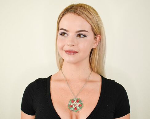 مكانة يجد قلادة الخماسي الوردي قلادة القوطية مجوهرات الويكا in Kuwait