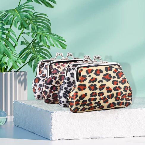 محفظة عملات معدنية صغيرة من Oyachic مكونة من 4 قطع مع مشبك Kisslock تغيير محفظة صغيرة للعملات المعدنية للنساء والفتيات مقاس 9 سم طول × 7 سم ارتفاع. in Kuwait