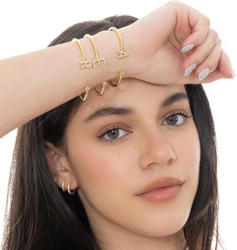 أساور beya LUX الذهبية للنساء - سوار ذهبي أولي مع سحر حرف - أساور مطلية بالذهب عيار 18 قيراط للنساء - أنيقة وأنيقة مع أحجار زركونيا مكعبة in Kuwait