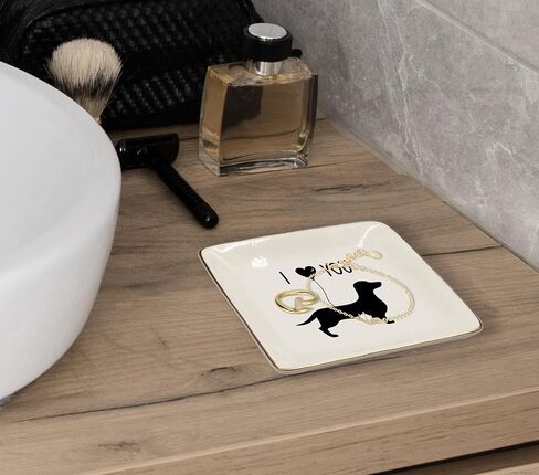 طبق صينية من السيراميك من WODMIS Dachshund I Love You، طبق مجوهرات Dachshund Wiener Dog Mom، طبق مجوهرات، طبق حلقة للكلب Dachshund، هدايا عيد الحب للأمهات في عيد الميلاد للنساء والأم للكلب in Saudi Arabia