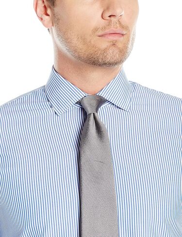 قميص رسمي بأزرار سفلية للرجال بقصة ضيقة وياقة منتشرة in Kuwait