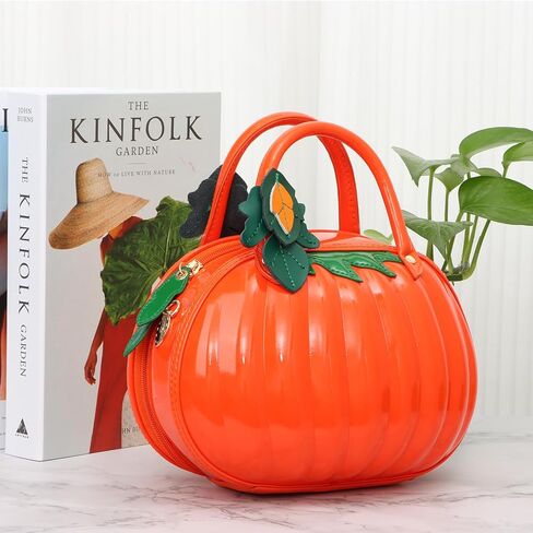 محفظة Oweisong Halloween Pumpkin للنساء ثلاثية الأبعاد من الجلد هدية كاندي حقيبة يد جديدة على الكتف حقيبة كروسبودي in Kuwait