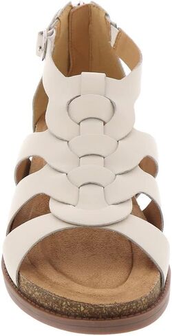 Earth Footwear Women's Dale Flat Sandal in Kuwait