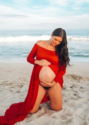 فستان Yuanlar للحوامل بدون أكتاف وأكمام طويلة من الشيفون بفتحة أمامية طويلة للتصوير الفوتوغرافي لالتقاط الصور in Kuwait