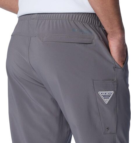Columbia Men's Terminal Roamer Stretch Pant in Saudi Arabia