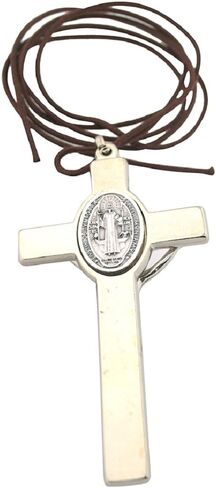 صليب القديس بنديكت مع ميدالية بيضاوية للقديس بنديكت | صليب فضي اللون وجسد يأتي مع حبل وكتيب يشرح ميدالية القديس بنديكت | صنع في ايطاليا in Kuwait