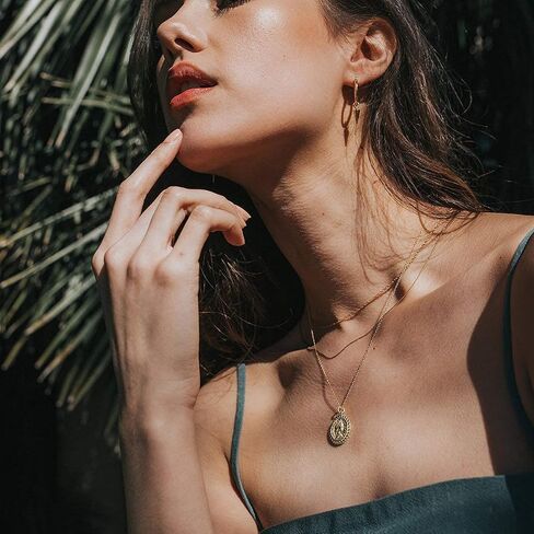 VACRONA Coin Necklace 18k Gold Plated Vintage Textured Medallion Coin Pendant Round Circle Disk Dainty Necklace for Women in Saudi Arabia