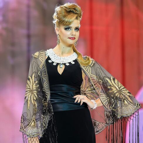 PLULON 8 Pieces 1920s Flapper Accessories Set in Kuwait