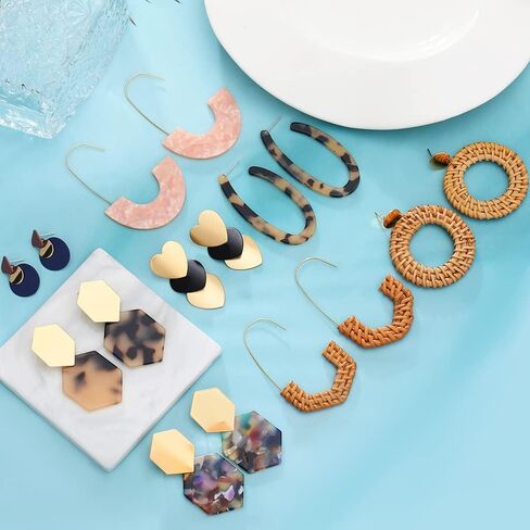 12 زوجًا من الأقراط الشرابة للنساء والفتيات من الأكريليك الروطان أقراط هندسية بوهيمية منسوجة مجموعة من الأقراط خفيفة الوزن مصنوعة يدويًا من القش والأقراط المتدلية in Kuwait