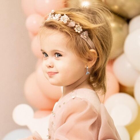 Finrezio 8 Pairs Hypoallergenic Hoop Earrings for Women Girls 316L Stainless Steel Screw Back Earrings CZ Flower Butterfly Screwback Stud Earring Dangle Huggie Earrings in Kuwait