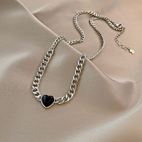 Buyongwant Black Heart shaped Necklace Pendant Y2k Irregular Chain Fashion Versatile Jewelry Women's Christmas Gift in Kuwait