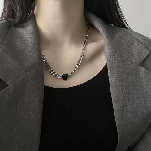 Buyongwant Black Heart shaped Necklace Pendant Y2k Irregular Chain Fashion Versatile Jewelry Women's Christmas Gift in Kuwait