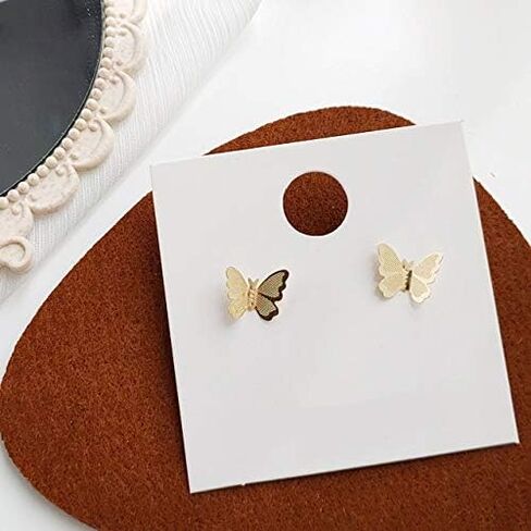 ميابي جريس اقراط نسائية انيقة على شكل فراشات مفرغة صغيرة بمشبك غير مرئي، اقراط مريحة غير مثقوبة بلون ذهبي in Kuwait