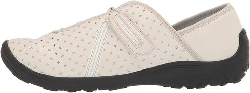 Clarks Women's Fiana Braley Sneaker in Saudi Arabia