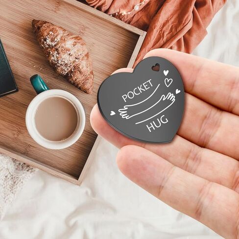 Lasimfa جيب عناق دائما حصلت على هذا النمط اليد الأسود الفولاذ المقاوم للصدأ على الوجهين رمز على شكل قلب مع حقيبة جلدية عيد ميلاد هدية عيد الميلاد للأصدقاء صديقها صديقة ابنة in Kuwait