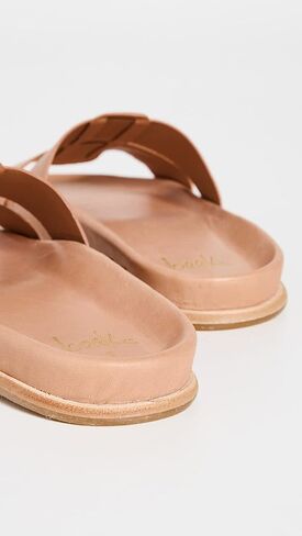 شبشب نسائي من beek in Kuwait