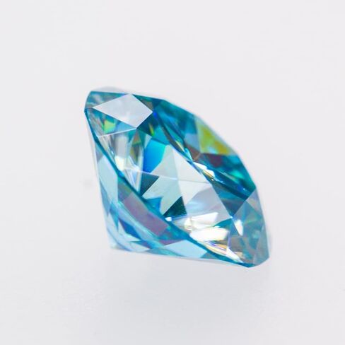 Letmexc توب مويسانيتي أزرق زبرجد أحجار فضفاضة مستديرة قطع الماس VVS1 للمجوهرات المخصصة مع تقرير GRA. in Kuwait