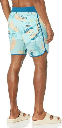 Quiksilver Men's Standard Highlite Scallop 19 Boardshort Swim Trunk in Saudi Arabia