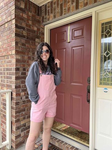 ملابس نسائية كاجوال من Utyful بأشرطة قابلة للتعديل من قماش الدنيم المطاطي وسروال قصير in Kuwait