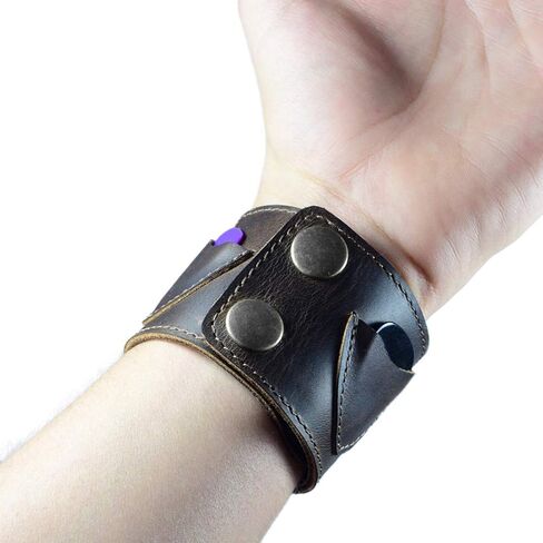 هايد اند درينك, سوار معصم من الجلد للجيتار / سوار / حامل / حافظة ريشة / افكار هدايا للموسيقيين، صناعة يدوية تتضمن ضمان لمدة 101 سنة: بني بوربون, بني, فريدة من نوعها وريفية in Kuwait