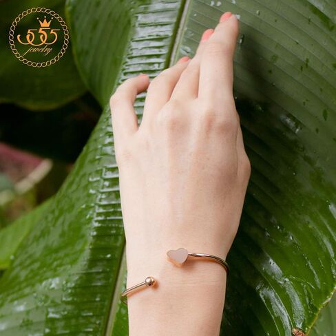 555Jewelry Stainless Steel Womens Cute Love Tiny Heart Open Cuff Bangle Bracelet in Kuwait