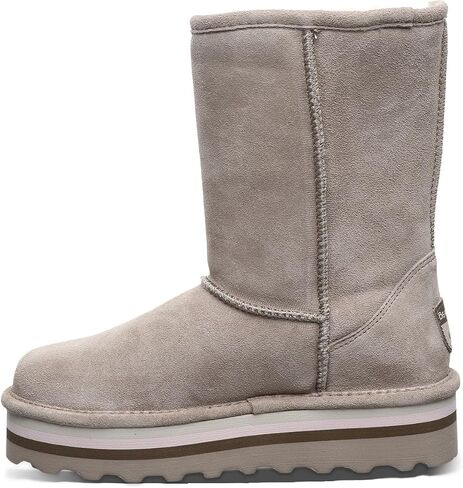 BEARPAW نسائي ريترو إيلي متعدد الألوان | بوت نسائي كلاسيكي من جلد الغزال | حذاء سهل الارتداء للنساء | حذاء شتوي مريح in Kuwait