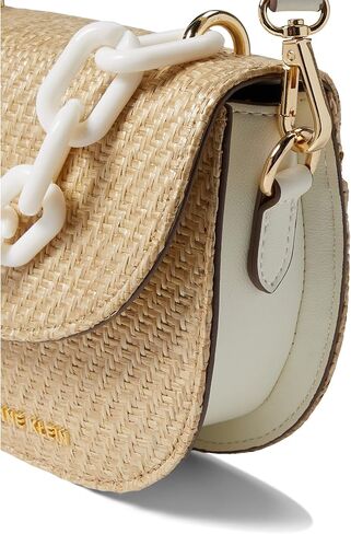 ان كلاين شنطة كتف صغيرة قابلة للتحويل مع سلسلة من الراتنج، منسوجة من القشة/ان وايت/ان وايت، نسيج القش/ابيض ان/ابيض، مقاس واحد in Kuwait