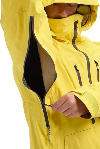Burton Men's Ak Gore Hover Stretch Jacket in Saudi Arabia