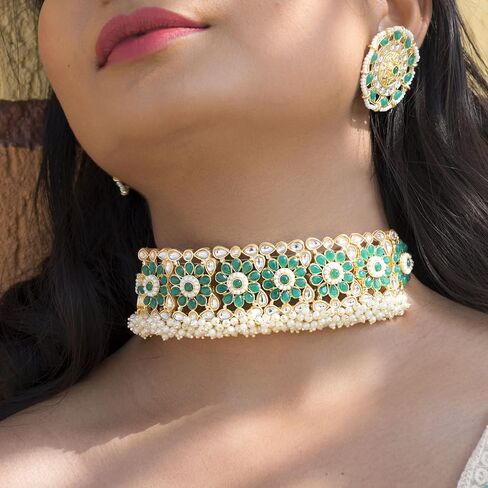 مجموعة مجوهرات I Jewels مطلية بالذهب 18 قيراط لحفلات الزفاف الهندي بوليوود كوندان واللؤلؤ مرصعة بقلادة للنساء/الفتيات (K7208) in Kuwait