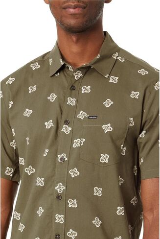 Volcom Men's Scaler Stone Short Sleeve Button Down Shirt in Saudi Arabia