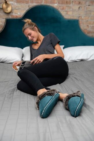 شبشب منزل فلوبي للنساء، شبشب نسائي مبطن بفرو الأزتيك، إسفنج مريح ذو ذاكرة مريحة مع نعل داخلي وخارجي مضاد للانزلاق in Kuwait