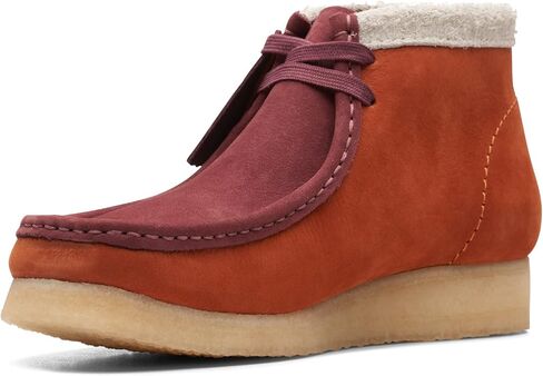 حذاء Wallabee الرجالي من Clarks (مزيج برتقالي داكن) in Saudi Arabia