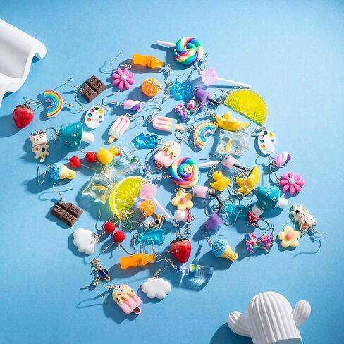 ريوسو 30 زوج من الاقراط المتدلية اللطيفة والمرحة الغريبة غير التقليدية للنساء، اقراط كاواي مبتكرة فريدة من نوعها بتصميم فطر وبطة ومصاصة وفراولة وكرز ودب جامي وزهور متدلية in Kuwait