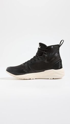 APL: أحذية رياضية للرجال من Athletic Propulsion Labs Techloom Defender in Kuwait