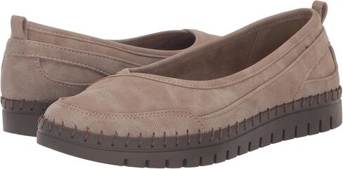 Easy Street Women's Poe Ballet Flat in Kuwait