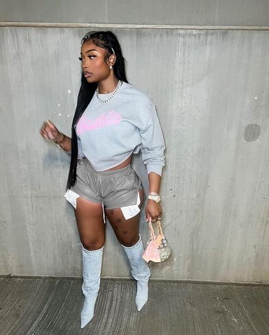 المرأة بو الجلود السراويل مثير الجانب الشق الرباط ديسكو السراويل الساخنة القصيرة مع جيوب in Kuwait