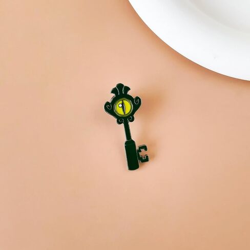 دبوس زينة على شكل بومة من المينا مناسب كهدية على شكل بومة من المعدن بدون احجار كريمة in Kuwait