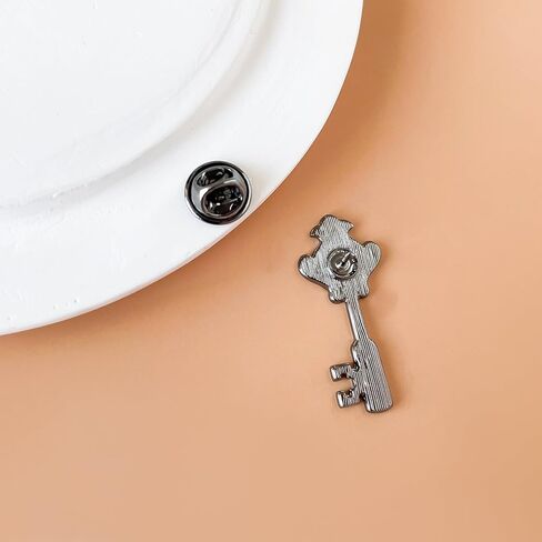 دبوس زينة على شكل بومة من المينا مناسب كهدية على شكل بومة من المعدن بدون احجار كريمة in Kuwait