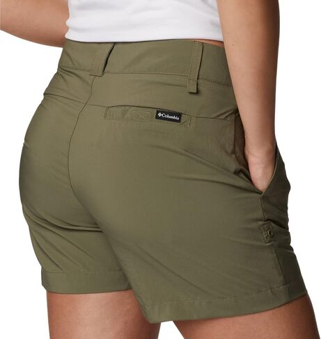 Columbia Women's Silver Ridge Utility Short in Saudi Arabia
