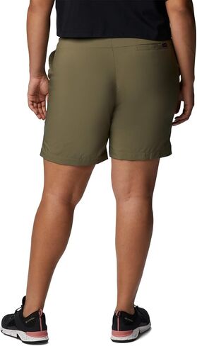 Columbia Women's Silver Ridge Utility Short in Saudi Arabia