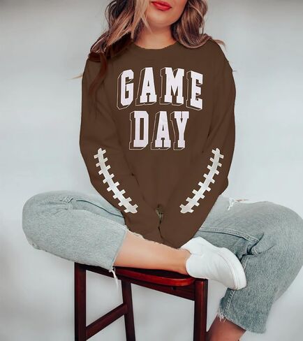 قميص نسائي من نوع Game Day، قميص رياضي لكرة القدم، قميص مطبوع عليه حروف وأكمام طويلة، قميص غير رسمي in Kuwait