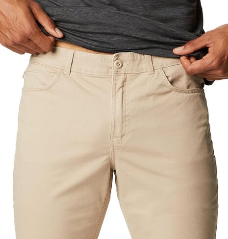 Columbia Men's Pacific Ridge 5 Pocket Pant in Saudi Arabia