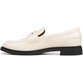 ZODIAC Women's, Hunter Loafer in Saudi Arabia