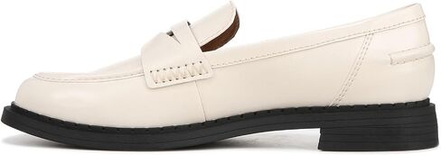 ZODIAC Women's, Hunter Loafer in Saudi Arabia