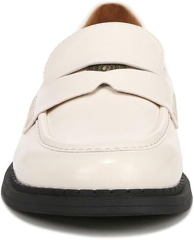 ZODIAC Women's, Hunter Loafer in Saudi Arabia