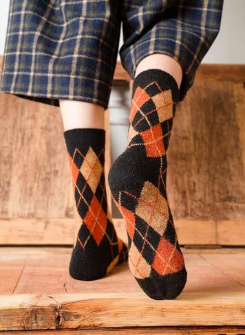 Benefeet Sox المرأة جوارب من الصوف. الجوارب الحرارية خمر الشتاء الدافئة سميكة جوارب متماسكة التنزه مريح المقصورة الجوارب هدايا عيد الميلاد in Saudi Arabia